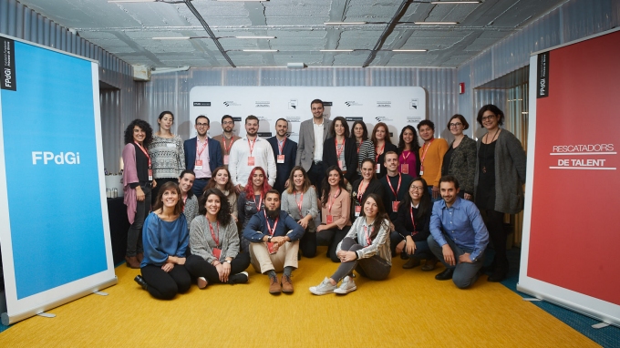 Trobada entre José Miguel Bermúdez (Premi FPdGi Empresa 2018) i joves del programa «Rescatadors de talent»